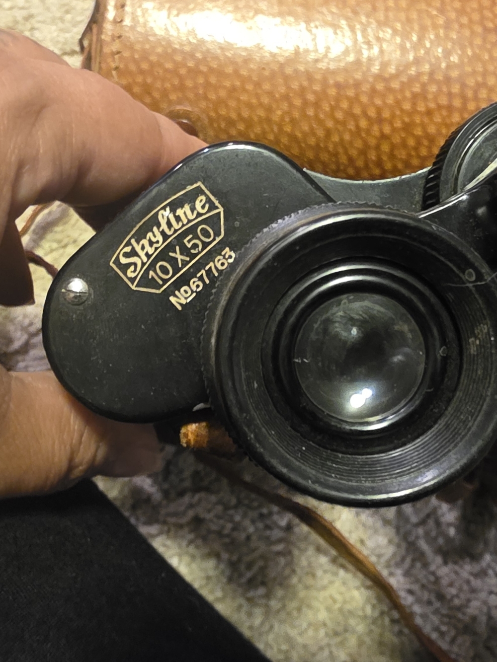 Vintage Skyline 10x50 binoculars with a serial number of No.67763 W/Leather Case